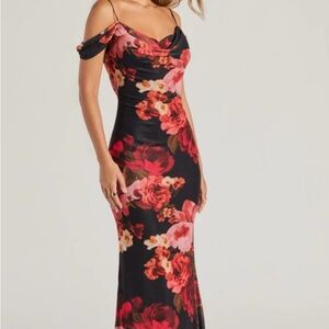 Windsor-Francie Cold Shoulder Slim Floral Formal Dress -LARGE